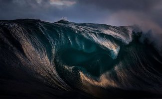Волны как горы (13 фото)